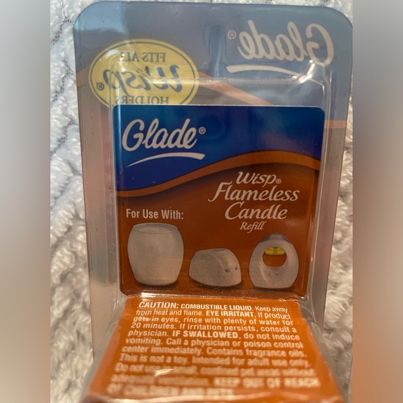 3 Glade Wisp Flameless Candle Refills French Vanilla Fits All Wisp Holders - Picture 4 of 4